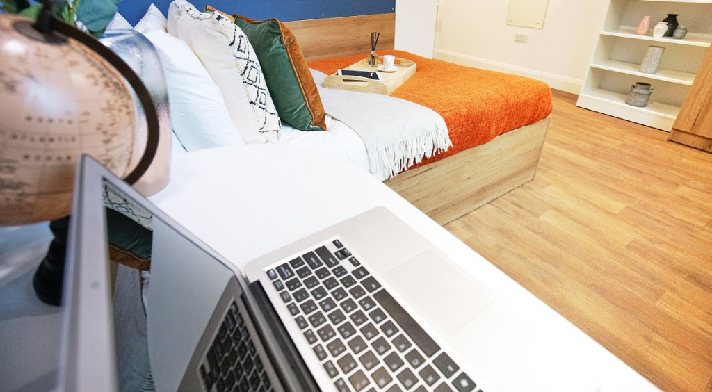 St Leonard's House, Lancaster Student