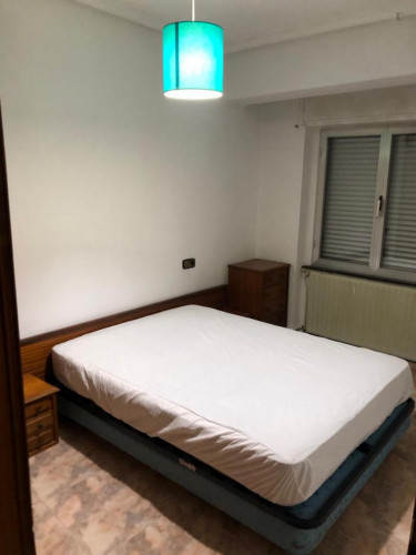 Homely Double Bedroom With Private Salon Near La Alamedilla Train Station - 1