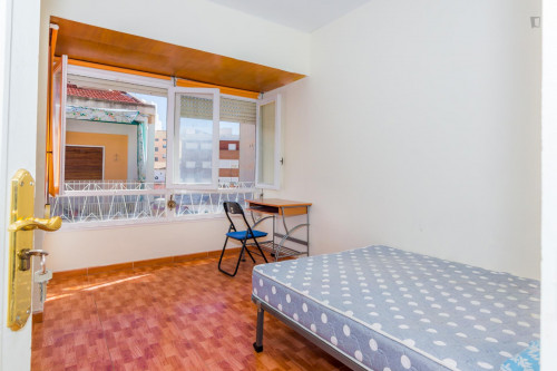  Bright Double Bedroom Near Parc Del Tossal  -  Bright double bedroom near Parc del Tossal  - Gallery -  2