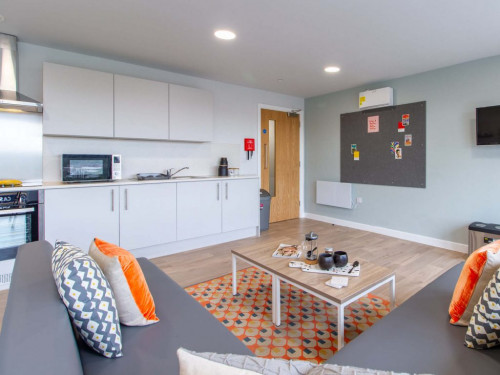  Silver En Suite  -  The Refinery  - Gallery -  9