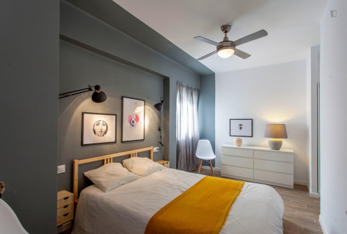 Cool Looking 2-Bedroom Flat Next To Beniferri Metro Station - 1