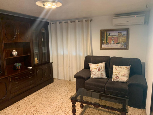  Neat 2-Bedroom Apartment In Tiro De Linea  -  Neat 2-bedroom apartment in Tiro de Linea  - Gallery -  2