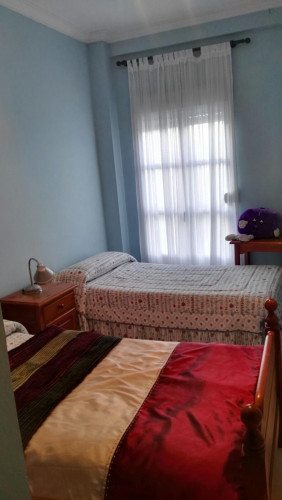  Very Neat And Cosy Twin Bedroom In Sevilla Este - Carretera De Málaga  -  Very neat and cosy twin bedroom in Sevilla Este - Carretera de Málaga  - Gallery -  2