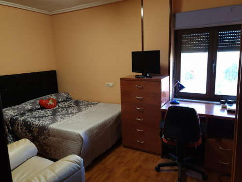 Enjoyable single bedroom near Facultad de Geografía e Historia - Gallery - 18