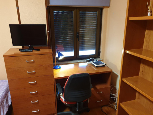 Enjoyable single bedroom near Facultad de Geografía e Historia - Gallery - 23