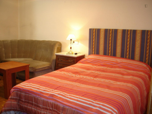  Incredible Double Bedroom Steps From Palacio De Monterrey  -  Incredible double bedroom in Salamanca  - Gallery -  1