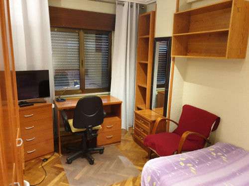 Single bedroom near Escuela Universitaria de Enfermería y Fisioterapia  - Gallery -  3