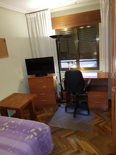 Welcoming Double Bedroom In Barrio Del Oeste - 1
