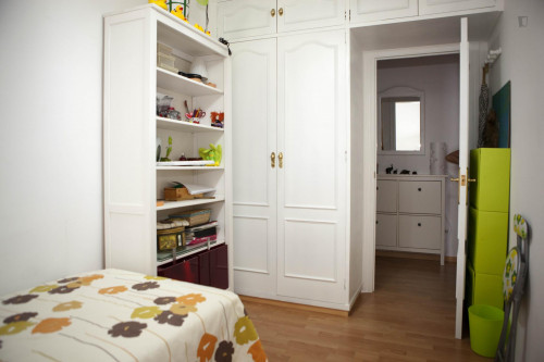 Wonderful Single Bedroom Near Galería ALARCÓN CRIADO - 2