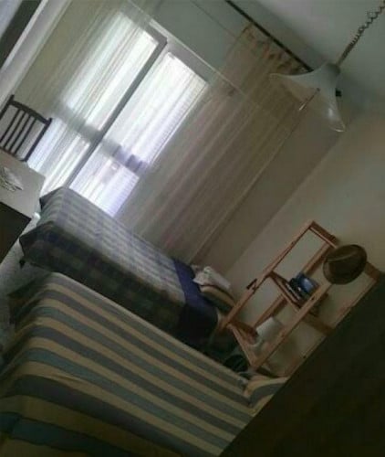 Cool Twin Bedroom Not Far From Facultad De Bellas Artes US - 1