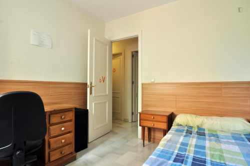  Modern Single Bedroom 15' Walking From Campus Universitario  -  Modern single bedroom near Universidad Laboral  - Gallery -  2