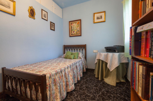  Comfy Single Bedroom In Zaidín - Vergeles  -  Comfy single bedroom in Zaidín - Vergeles  - Gallery -  1