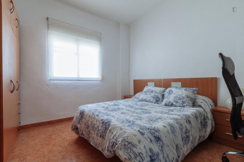  Homely Double Bedroom In The Los Pajaritos Neighbourhood  -  Homely double bedroom in the Los Pajaritos neighbourhood  - Gallery -  1