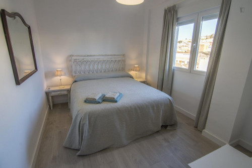  Bright 1-Bedroom Apartment Near Catedral De Granada  -  Bright 1-bedroom apartment near Catedral de Granada  - Gallery -  2