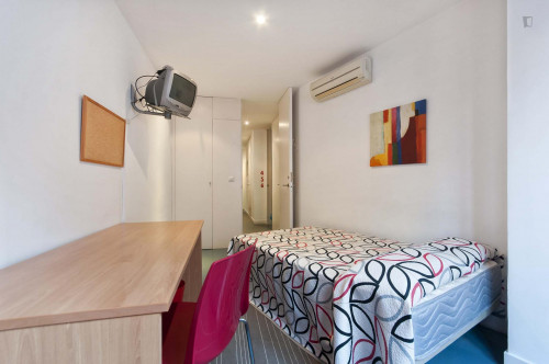  Great Double Bedroom Next To Mercat Central  -  Great double bedroom next to Mercat Central  - Gallery -  1