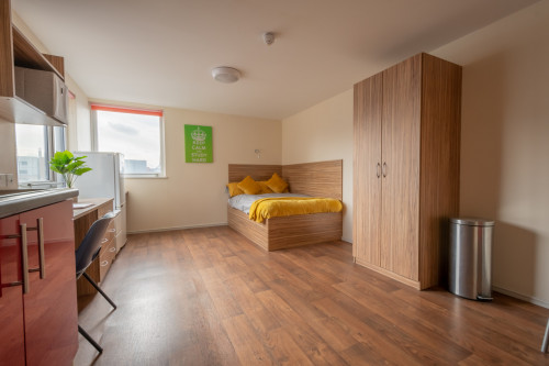  Premier Studio  -  Falkland House  - Gallery -  1