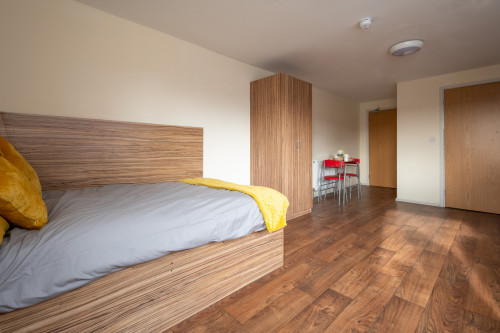  Premier Studio  -  Falkland House  - Gallery -  7
