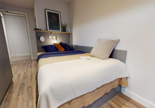  2 Bed Apartment Plus  -  iQ Weaver Place  - Gallery -  1