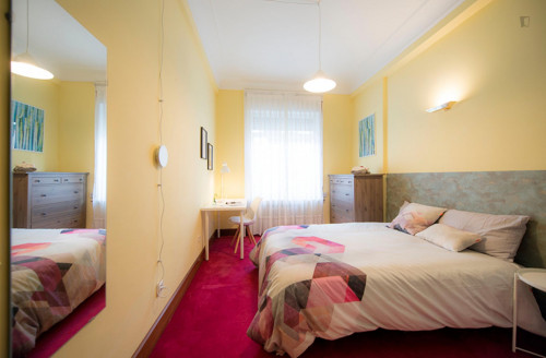  Delightful Double Bedroom Near Pergola Del Parque De Doña Casilda  -  Delightful double bedroom near Pergola del Parque de Doña Casilda  - Gallery -  1