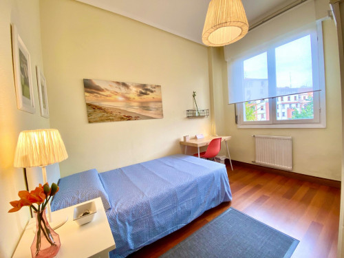 Single bedroom in 5-bedroom apartment - Gallery - 64