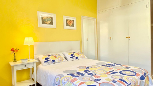 Lovely double bedroom near Puente de La Salve - Gallery - 7