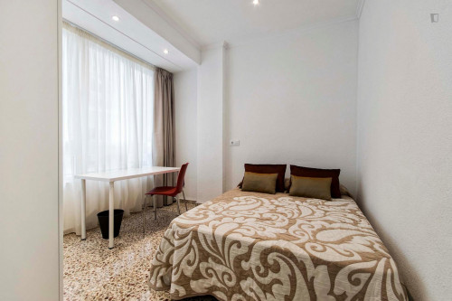  Cool Double Bedroom In Alicante Centro  -  Cool double bedroom in Alicante Centro  - Gallery -  1