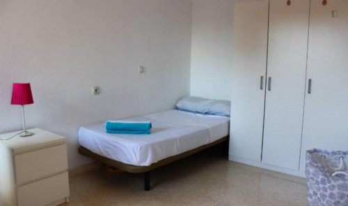  Bright Room In Triana In Shared Students Flat  -  Bright room in Triana in shared students flat (94)  - Gallery -  1