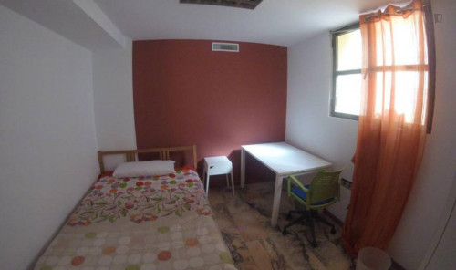  Beautiful Suit In A Student House Few Steps From Plaza De España  -  Beautiful suit in a student house few steps from Plaza de España  - Gallery -  1