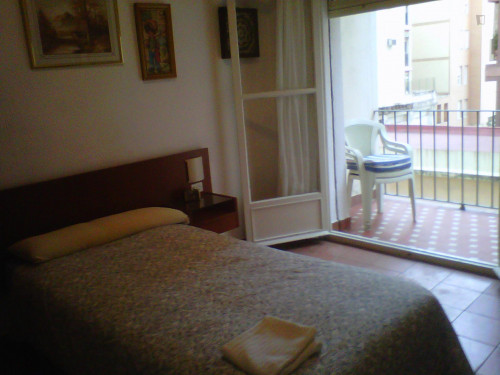  Pleasant Single Bedroom Quite Close To Universidad De Sevilla, Just For Students (20 To 35 Years Old  -  Pleasant single bedroom quite close to Universidad de Sevilla, just for students (20 to 35 years old)  - Gallery -  2