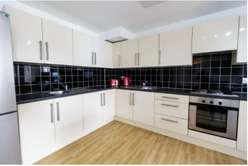  Bronze En-Suite  -  AXO Islington  - Gallery -  4