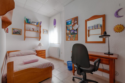  Single Bedroom With Breakfast, Lunch And Dinner Included  -  Single bedroom with breakfast, lunch and dinner included  - Gallery -  1