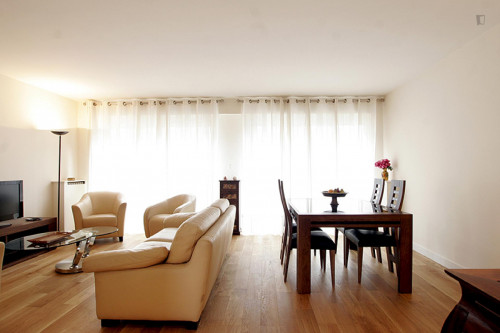  Charming 2-Bedroom Apartment Near Tour Eiffel  -  Charming 2-bedroom apartment near Tour Eiffel  - Gallery -  2