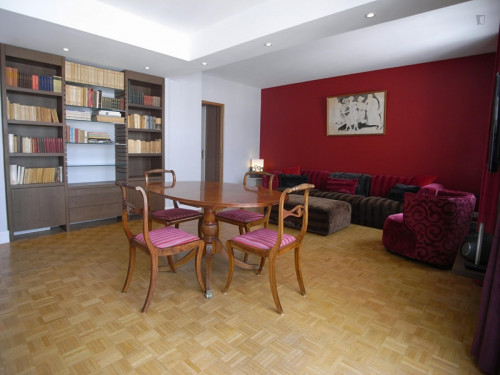 Classy 2-Bedroom Apartment In Grenelle, Near Avenue Émile Zola Metro Station - 1