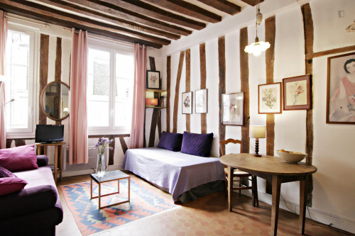  Very Cool Studio Close To Saint Michael  -  Very cool studio close to Saint Michael  - Gallery -  1