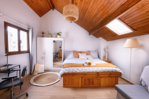  Large And Cosy Double Bedroom In A House, In Romainville  -  5 min walk to metro! Large and newly room near Paris  - Gallery -  2