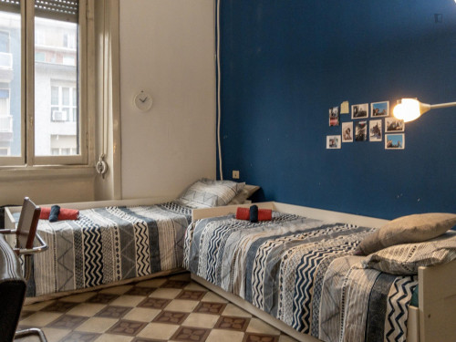Bed In A Twin Bedroom In Porta Romana Neighbourhood - 2