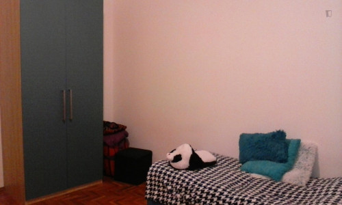 Large Bedroom In A 2-Bedroom Apartment Close To Corvetto Metro Station, M3 - 1