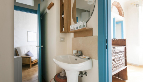 Modern 1-bedroom flat in Isola - Gallery - 6