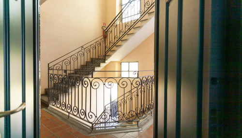 Modern 1-bedroom flat in Isola - Gallery - 3