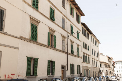 Single bedroom near the Cionfo Binlecure train station - Gallery - 3