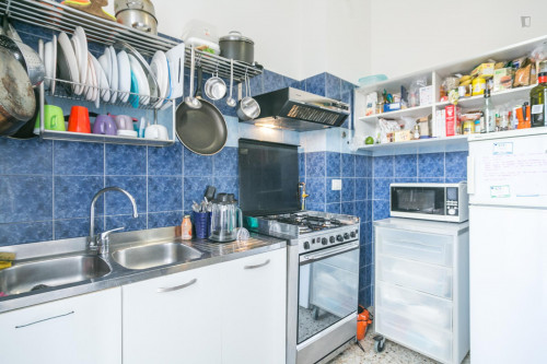 Comfy single bed in a 3-bedroom apartment near Parco Alessandrina Ravizza - Gallery - 11