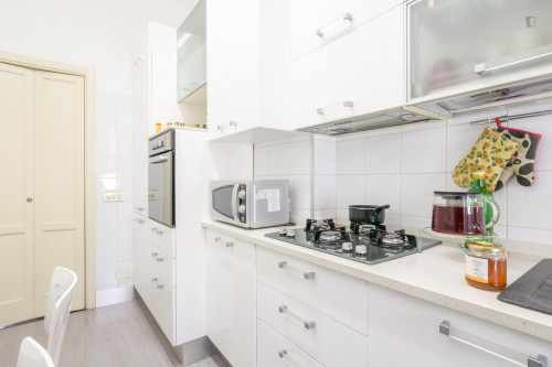 Welcoming double bedroom in Lodi-Brenta - Gallery - 10