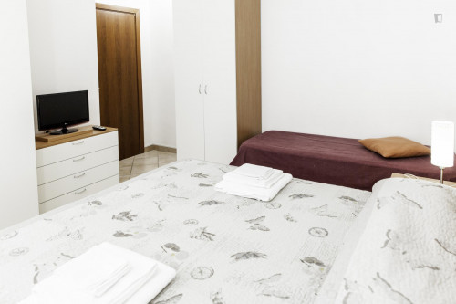 Inviting apartment 2-bedrooms near Basilica di Santa Maria dei Servi - Gallery - 15