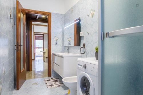 Cozy single bedroom close to Via Tortona, room 4 - Gallery - 3