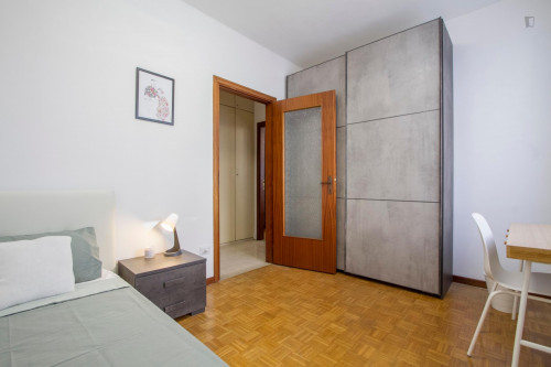 Cozy single bedroom close to Via Tortona, room 4  - Gallery -  3