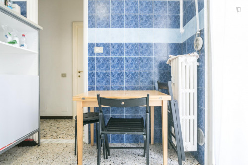Well-lit single bed in a 3-bedroom apartment near Bocconi University - Gallery - 9