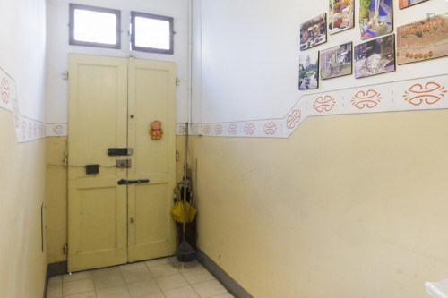 Nice single bedroom near the Ente Per Le Arti Applicate Alla Moda Ed Al Costume