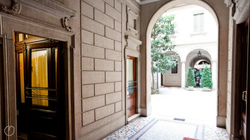 Very posh 2-bedroom flat next to Parco Sempione