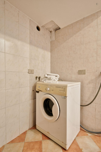 Pleasant 1-bedroom apartment near the Spezia metro - Gallery - 7