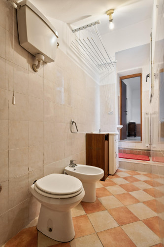 Pleasant 1-bedroom apartment near the Spezia metro - Gallery - 6